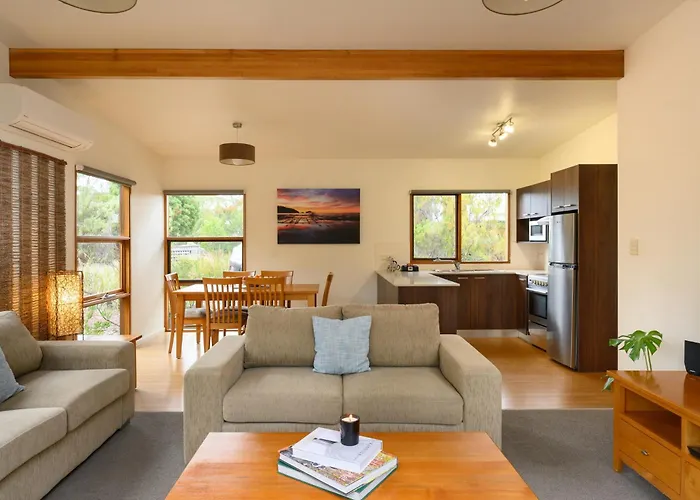 Stewarts Bay Lodge