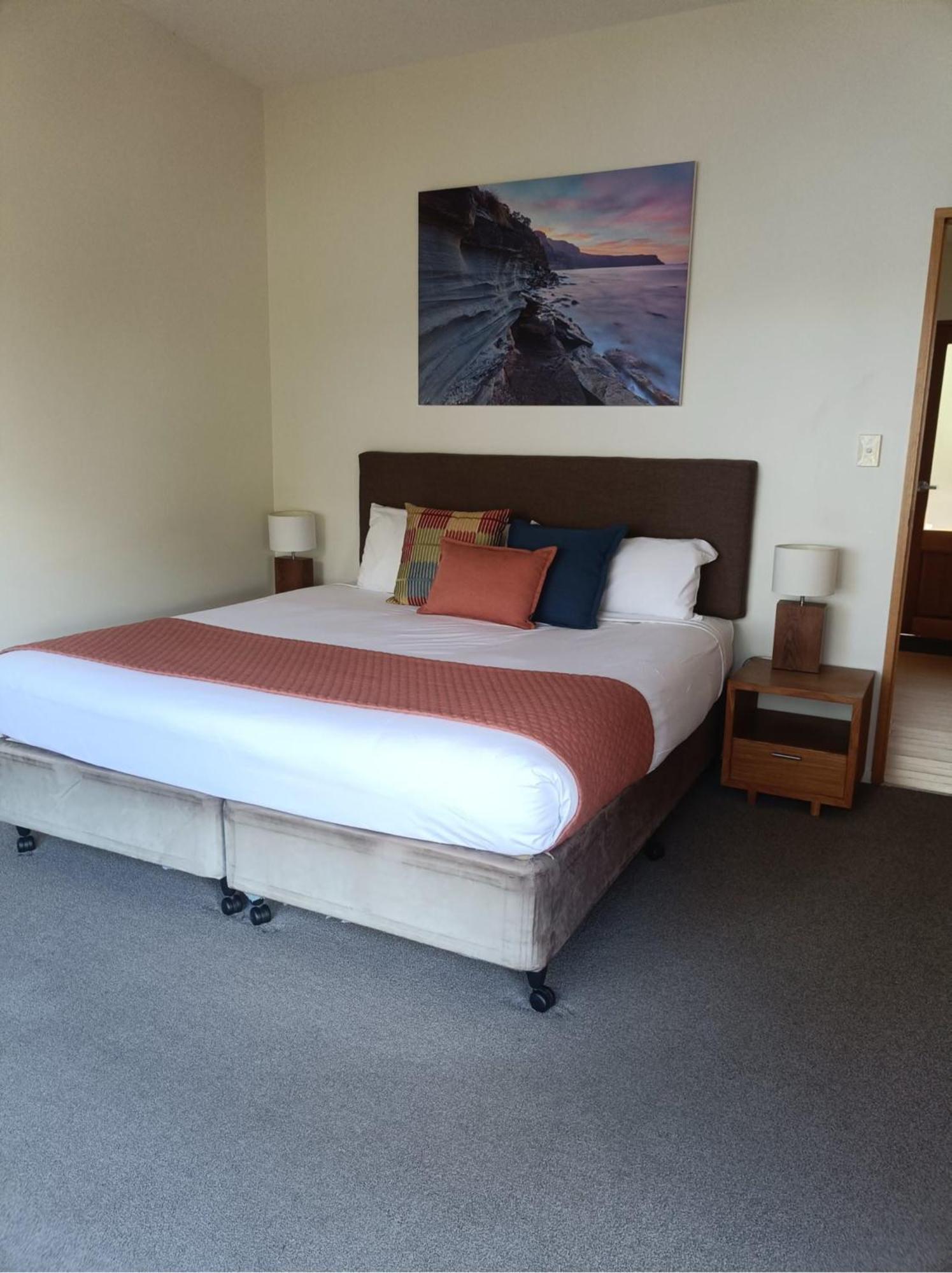 Lodge Stewarts Bay